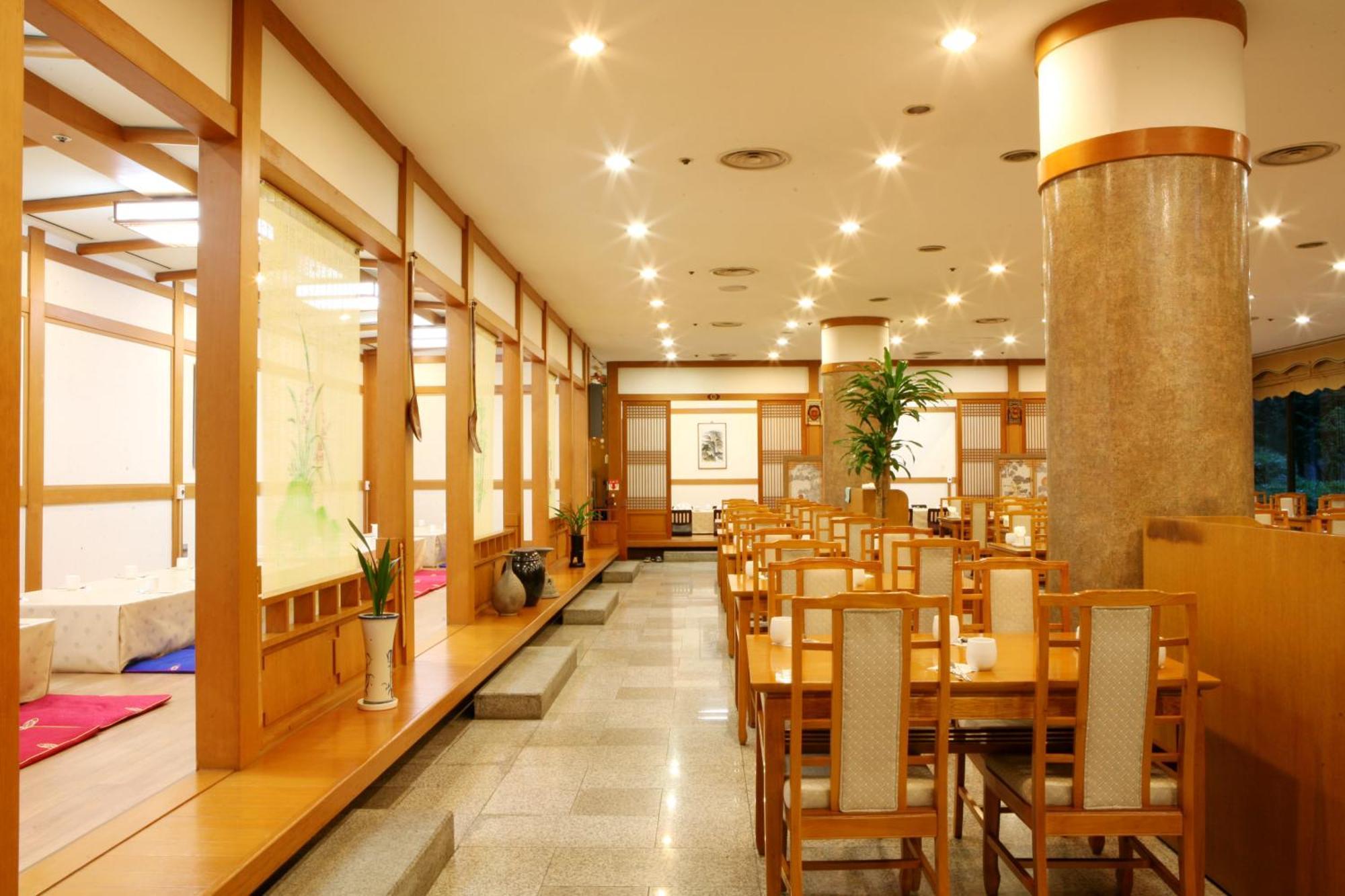 The K Hotel Кьонджу Екстер'єр фото
